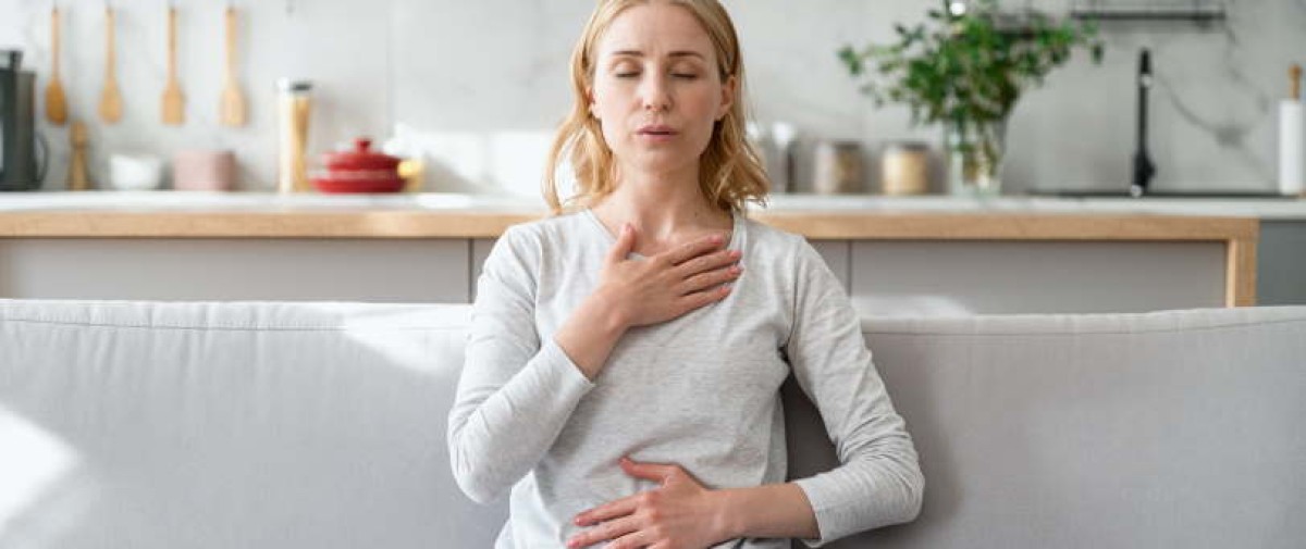 Farmaco sintomi menopausa, da Ema raccomandazioni sul rischio di danni al fegato