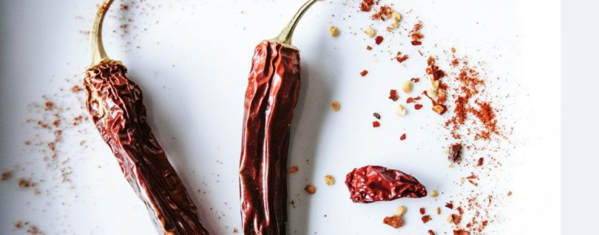 Peperoncino e salute. Evidenze scientifiche su effetti benefici e controindicazioni della capsaicina