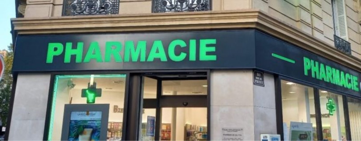 Mercato farmacie in Francia: in calo nei primi mesi del 2025. Crescono cosmesi e nutrizione