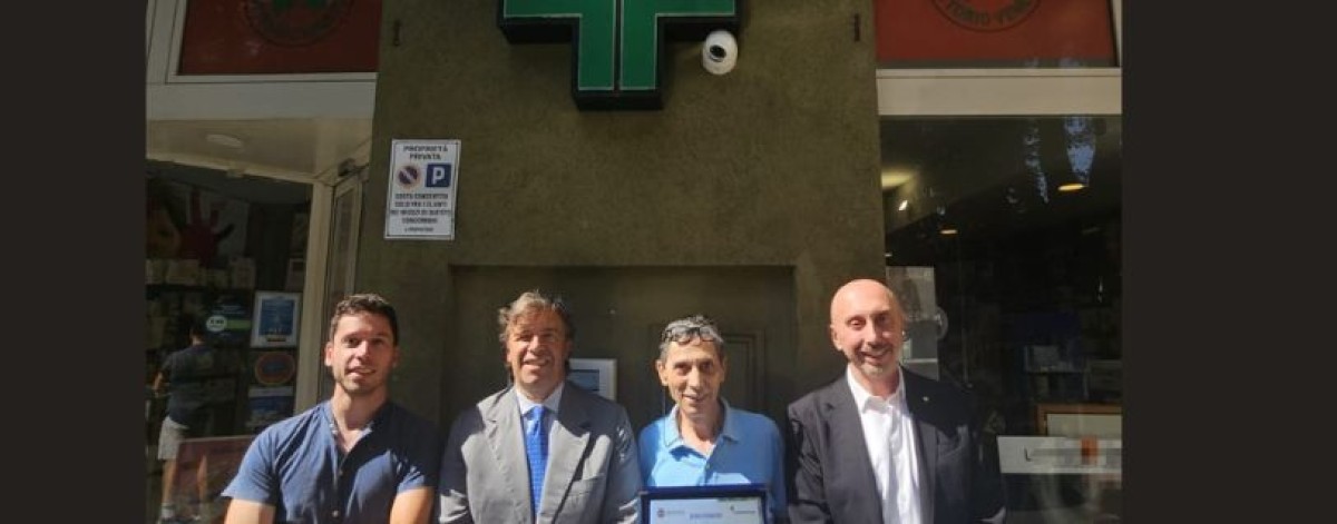 Premio al farmacista che ha salvato uomo colto da arresto cardiaco in farmacia