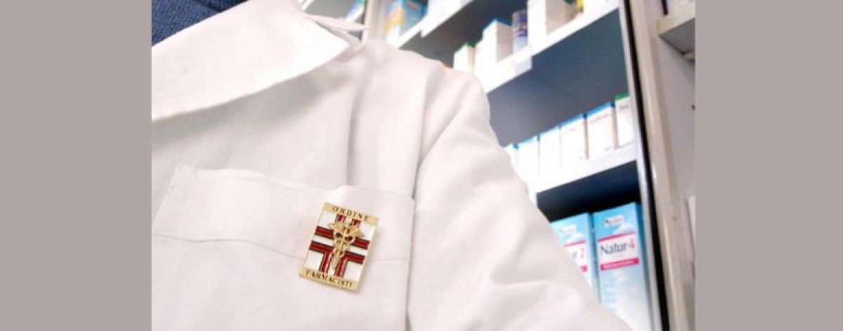 farmacista cadueco camice
